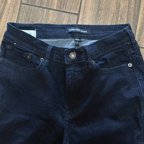 Calvin Klein stretch skinny jeans dark blue like new size small - Picture 4 of 5